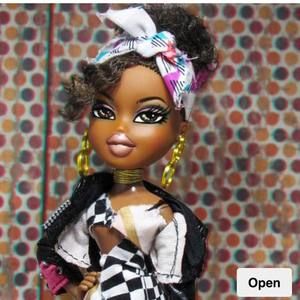 Meet your Posher, Jada